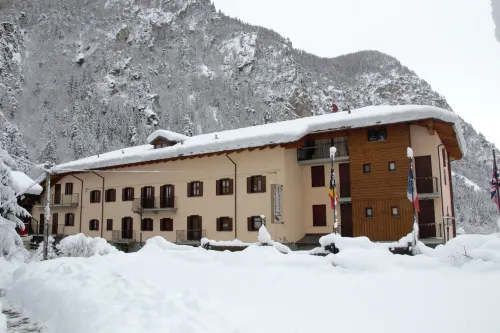 Residence Bellevue Hotels in Aosta Valley