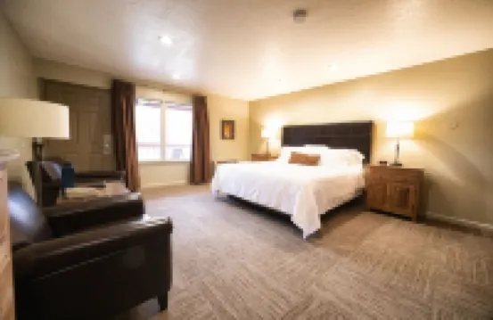 Driftwood Lodge