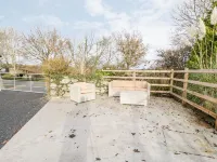 Rhydau Cottage - Parking