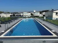 Blue Skies Hotel a 