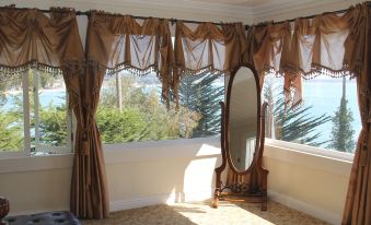 Monarch Cove Inn