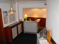 Hotel Logis Au Moyne de Saire Отели в г. Кету