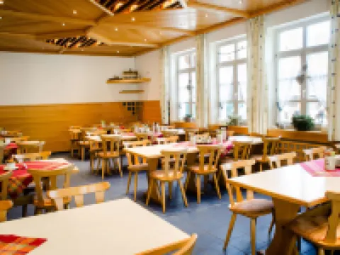 Wallfahrts-Gaststätte Heilbrünnl Hotels in Roding