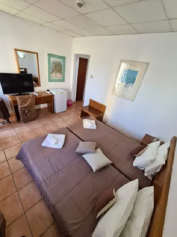 Metropole Hotel Hotels near Cyprus University of Technology