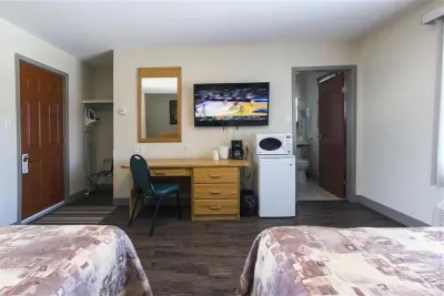 Howey Bay Motel Hotels in 