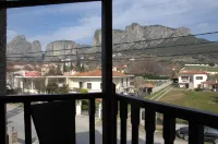Guesthouse Iridanos - Dağ Manzaralı
