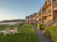 Schooner's Cove Inn Hotels in Cannon Beach