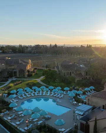 Vinarosa Resort & Spa Отели в г. Виндзор