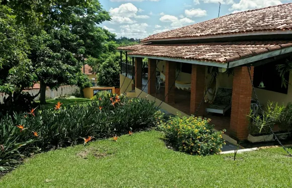 聖佩德羅阿瓜蘇套房酒店