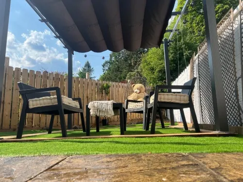 James' Place at the Park - 4-Star