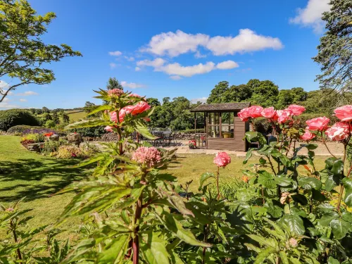 1 Bridge End Hotels in Grassington