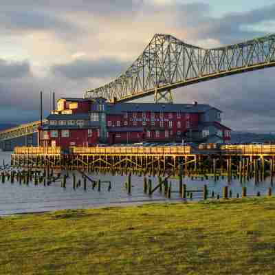 Cannery Pier Hotel & Spa Hotel Exterior