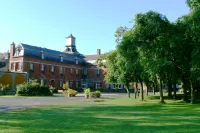 Logis - Château de la Motte - Hôtel & Restaurant Hotel a Fourmies
