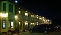 East Street Inn & Suites Hotels in Tipton