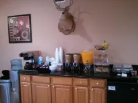 Royal Inn Pearsall Hotels in Pearsall