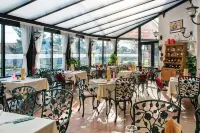 Hotel Piroska - breakfast