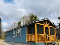 Blue Cabin by the Brook in Surry close to Acadia National Park and Bar Harbor Hotels in Surry