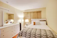 Townhome w/ Pool Access, Near Dtwn Palm Springs! - appartements de vacances