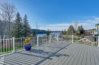 Stunning Mount Vernon Home w/ Big Lake Views! - 3-Star