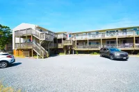 Pine Court 11 Apts - Apartments