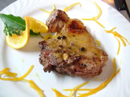 Locanda Il Gallo Отели рядом с достопримечательностью «Montecalvi Winery»