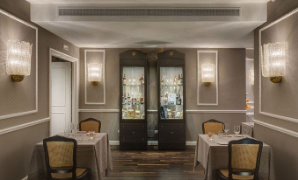 Plaza Hotel Lucchesi