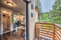 On the Rocks - A Modern Home w/ Decks & Views - WiFi