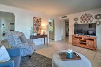 Golf Course and Pool Access Quaint Sun City Home