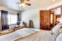 Centrally-Located Deadwood Apt w/ Mountain Views! - 3-Star