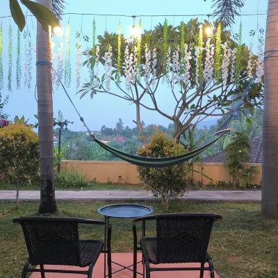 Puri Raka Villa Các khách sạn gần Bãi biển Seririt