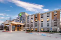 Holiday Inn Express & Suites Dallas South - Desoto Hotel di DeSoto