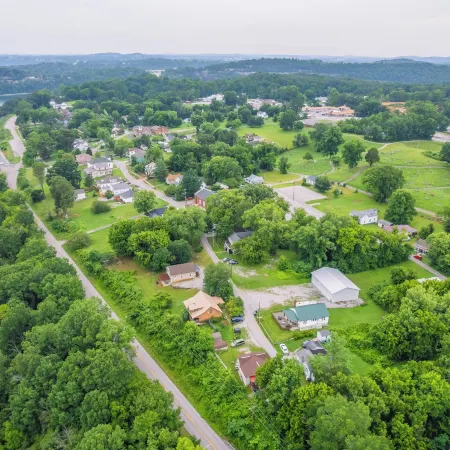 Burnside Vacation Rental, Walk to Lake Cumberland!