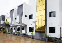 Elegant Suites by Golden Bide Jos