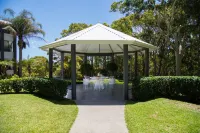 Best Western Plus Apollo International Hotel Hotels near Newcastle Beach