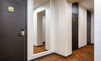 Grand Mildom Hotel