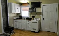 Plumtree Mountain Retreat Studio #2