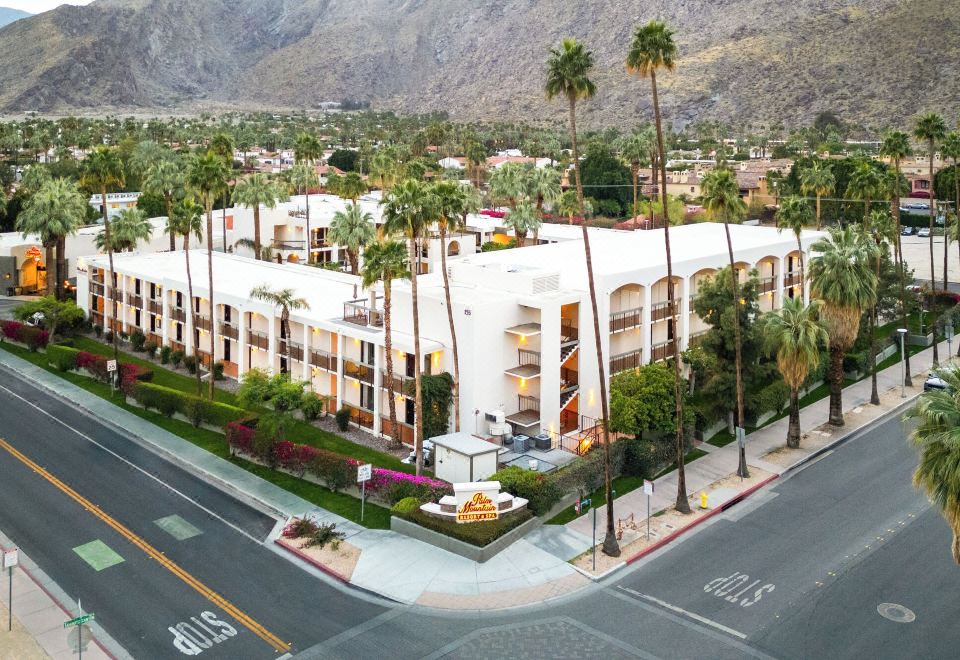 hotel overview picture
