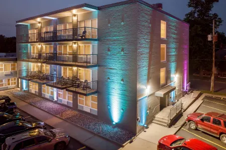 Clarion Pointe Rhinelander Downtown