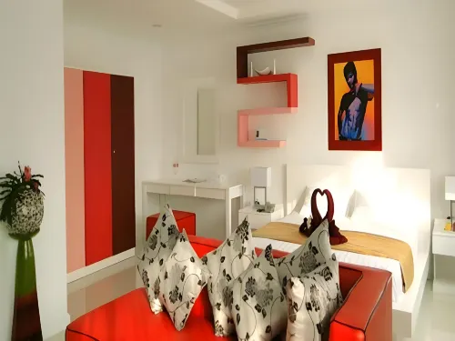 Sansuk Gay Sauna and Guesthouse - Pensionat