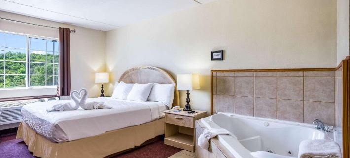 Rodeway Inn Branson, Brick House Hotels in Taney County