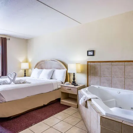Rodeway Inn Branson, Brick House