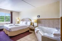 Rodeway Inn Branson, Brick House - parking