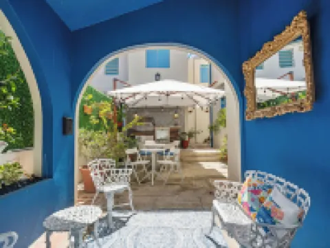 米拉弗洛雷斯豪宅 聖胡安酒店