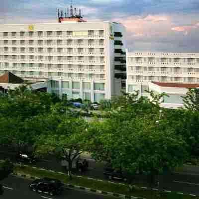 호텔 팡에란 페칸바루 Hotel Exterior