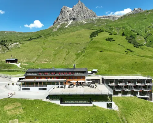Hotel Adler Отели в г. Брегенц