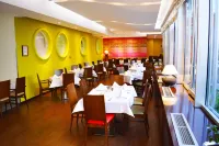 In Hotel Belgrade - 朝食