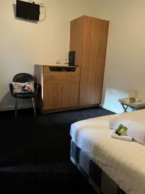 Star Bar Cafe & Hotel