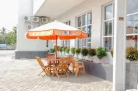 Jorrel Inn Banyuwangi Hotels in Kabat