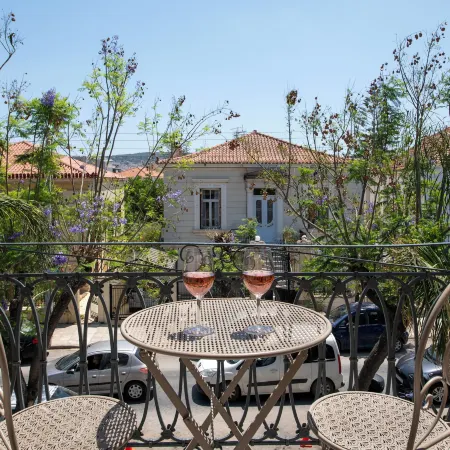 Nearchou Boutique Hotel