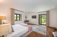 Casa d'Amares Hotels in Amares